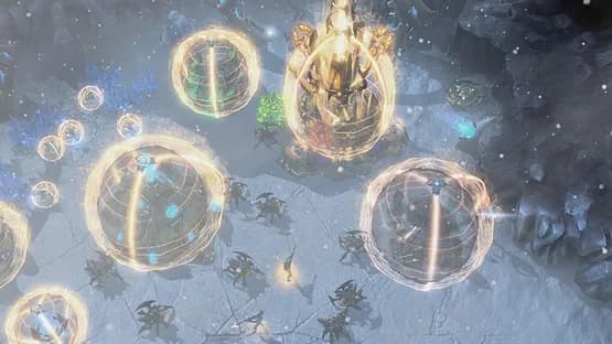 StarCraft II: Heart of the Swarm — Screenshoty