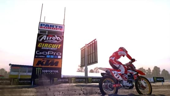 MXGP: The Official Motocross Videogame Compact — Screenshoty
