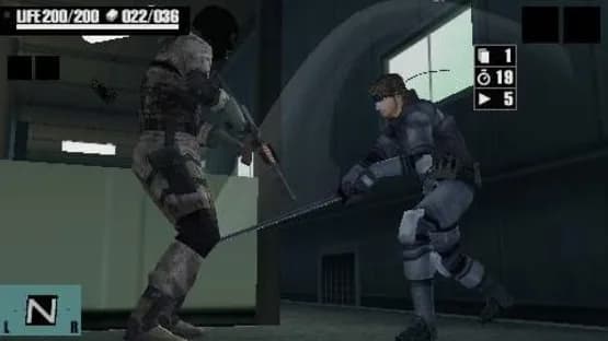 Metal Gear Acid — Screenshoty