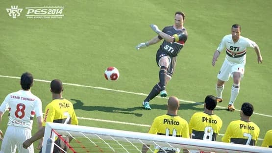 Pro Evolution Soccer 2014 — Screenshoty