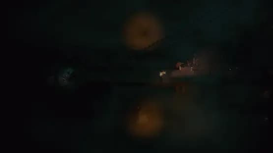 Below — Screenshoty