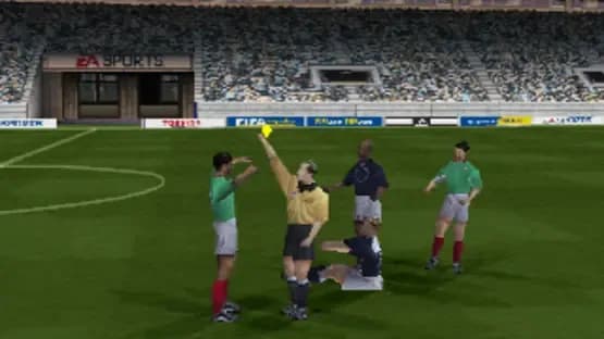 FIFA Soccer 2005 — Screenshoty