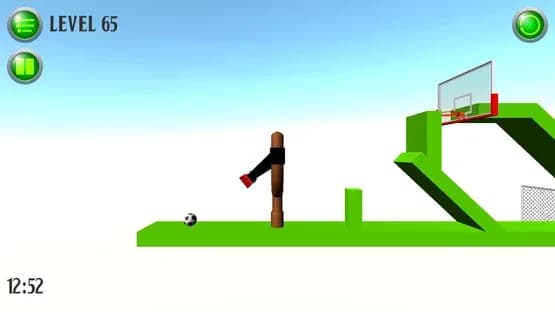 Score a goal (Physical football) — Screenshots